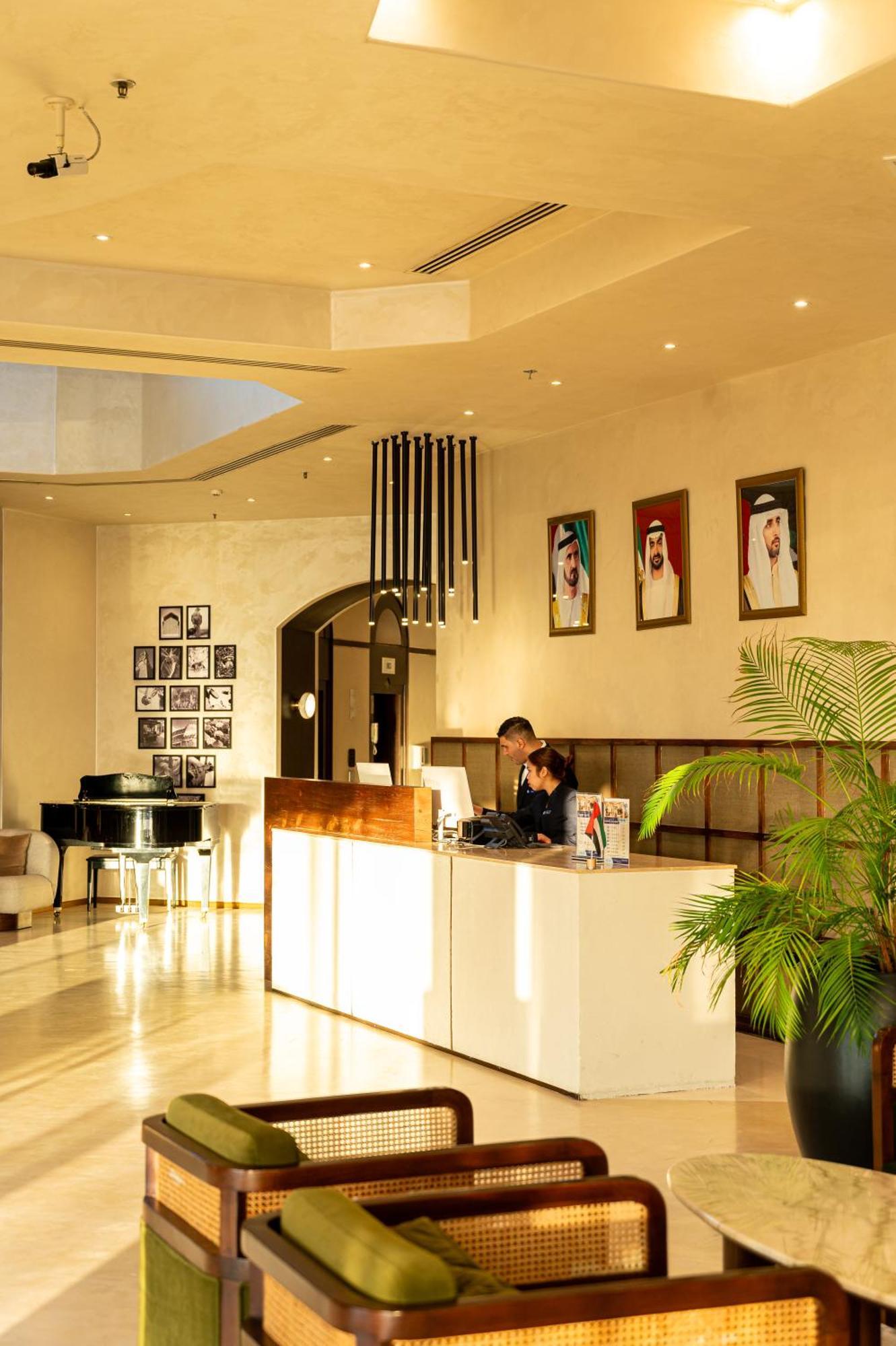Majestic Cove Hotel - Formerly Le Meridien Fairway Dubai Exteriör bild