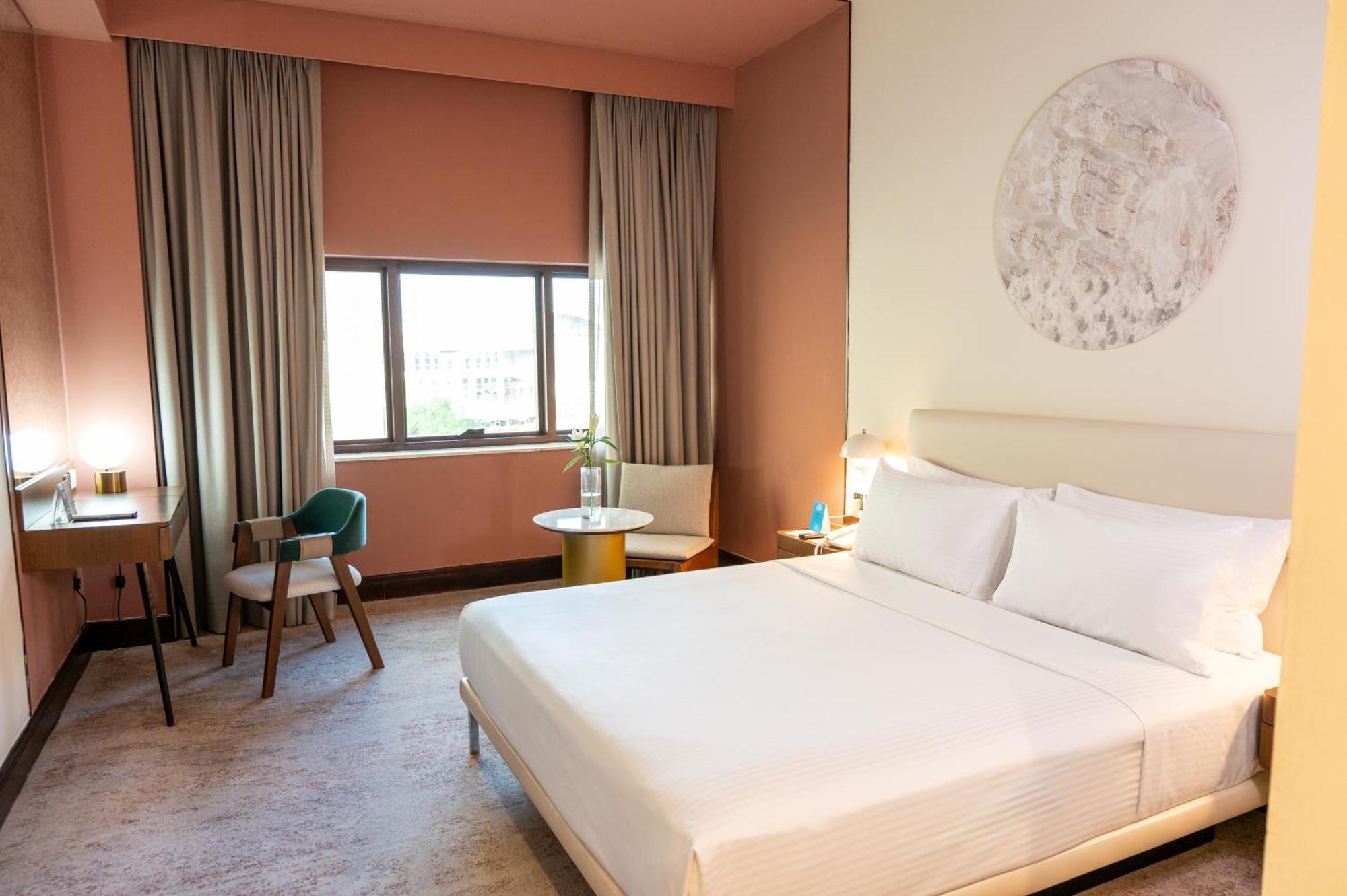 Majestic Cove Hotel - Formerly Le Meridien Fairway Dubai Exteriör bild